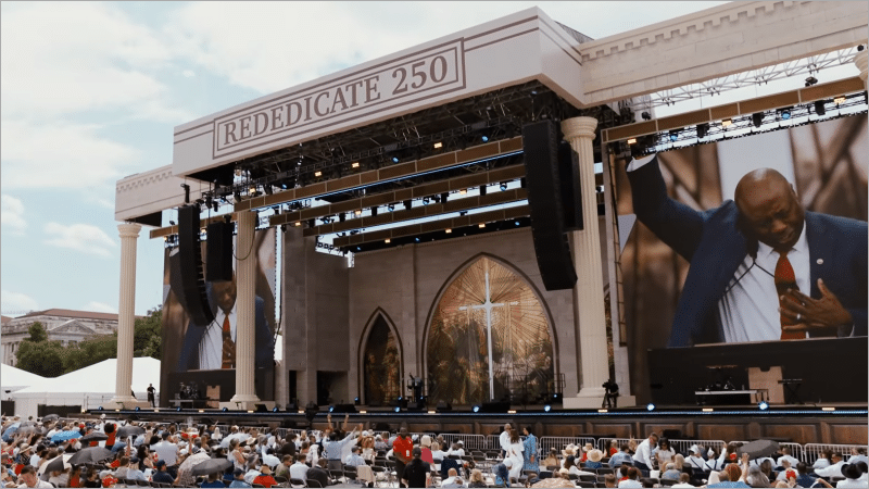 Sen. Tim Scott on jumbotrons at Rededicate 250 Christian prayer rally on the National Mall